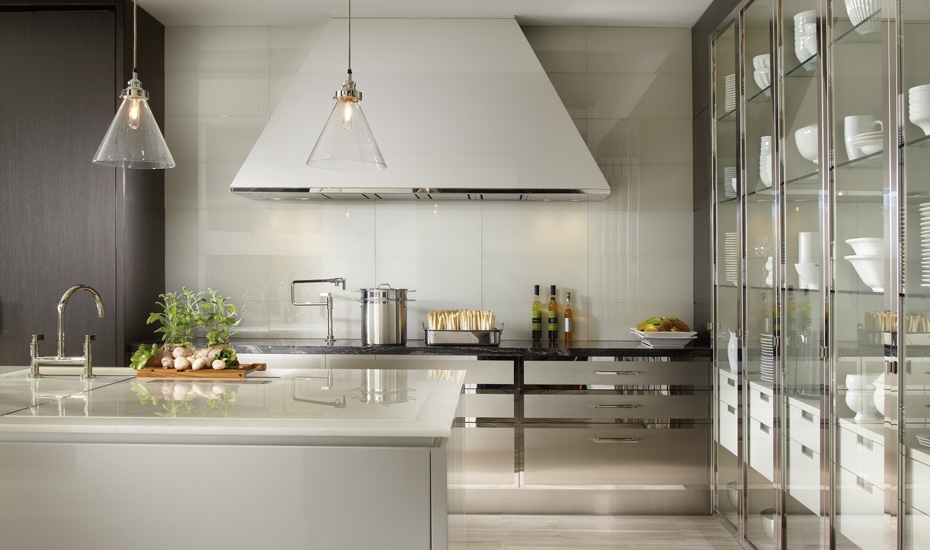 Modern Kitchen renovations by Living Environments